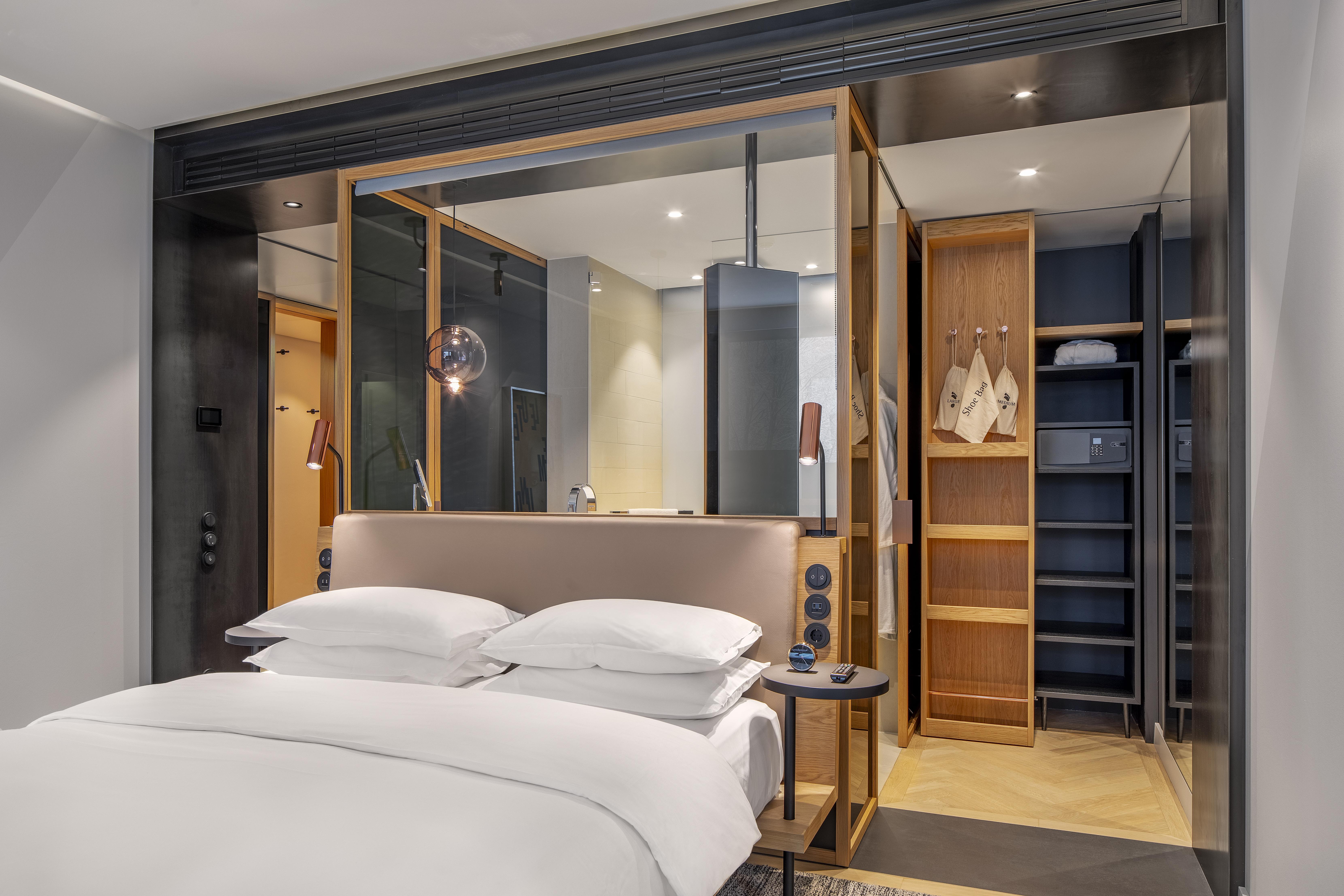 Отель Andaz Schwabinger Tor, By Hyatt 5*